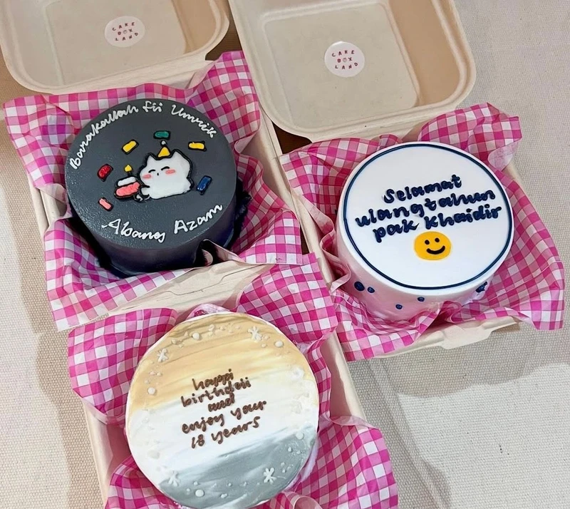 BENTO CAKE